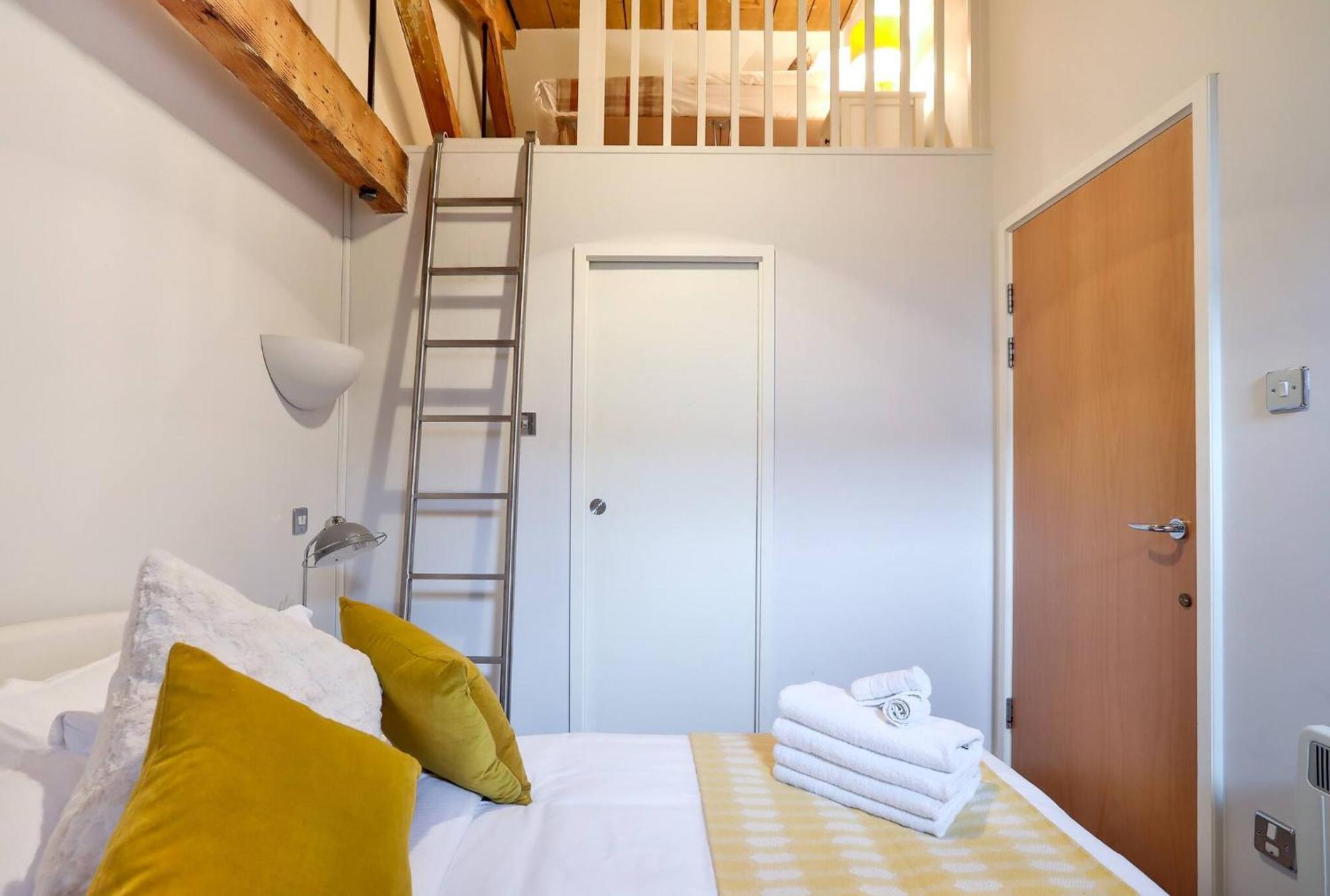Wild Roses Serviced Apartments - Excel Warehouse 1 ロンドン エクステリア 写真