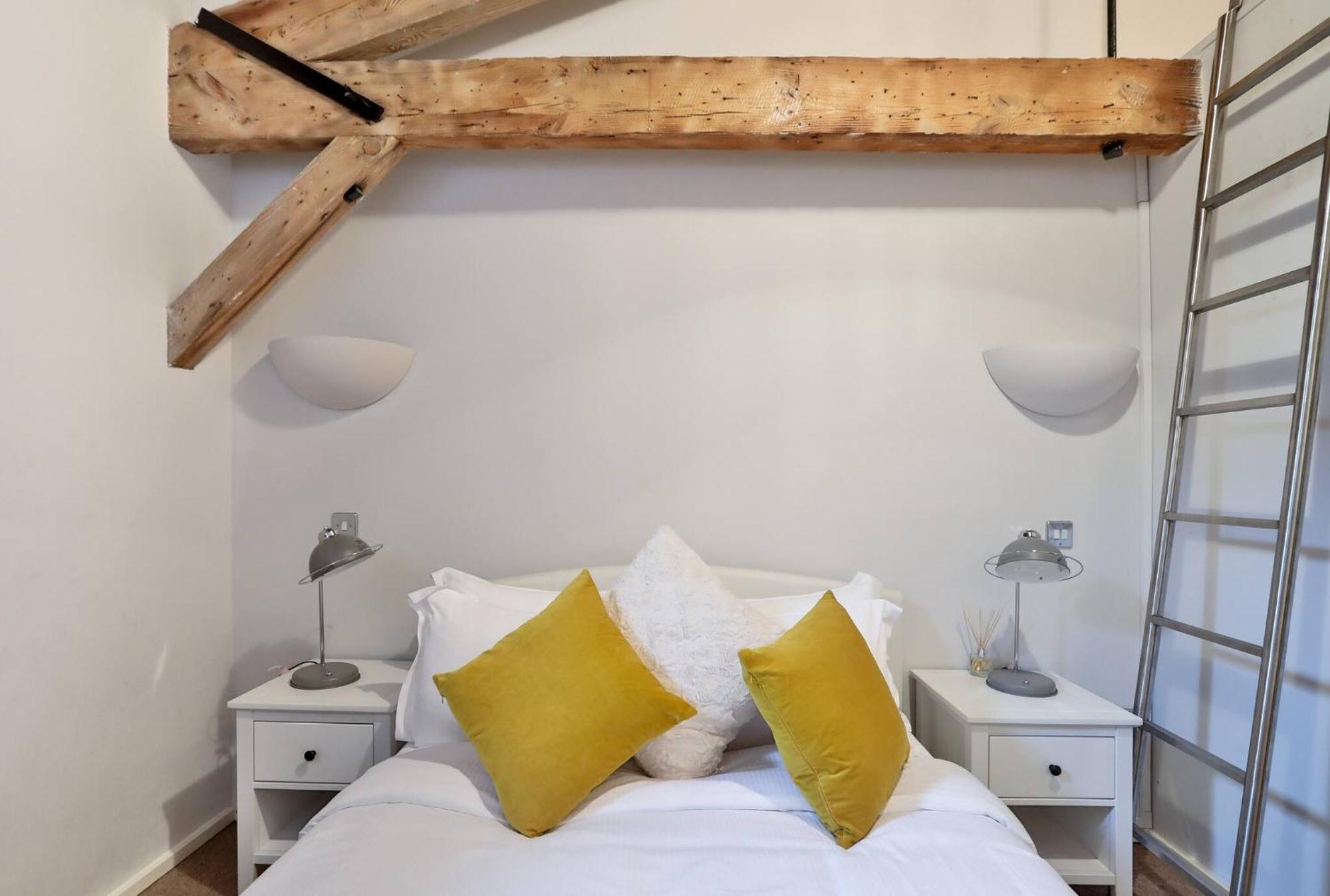 Wild Roses Serviced Apartments - Excel Warehouse 1 ロンドン エクステリア 写真