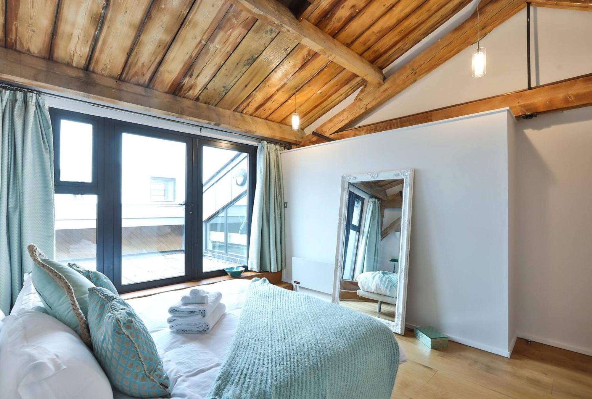Wild Roses Serviced Apartments - Excel Warehouse 1 ロンドン エクステリア 写真